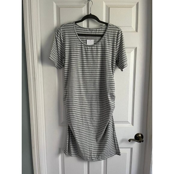 Dresses & Skirts - Maternity Dress
